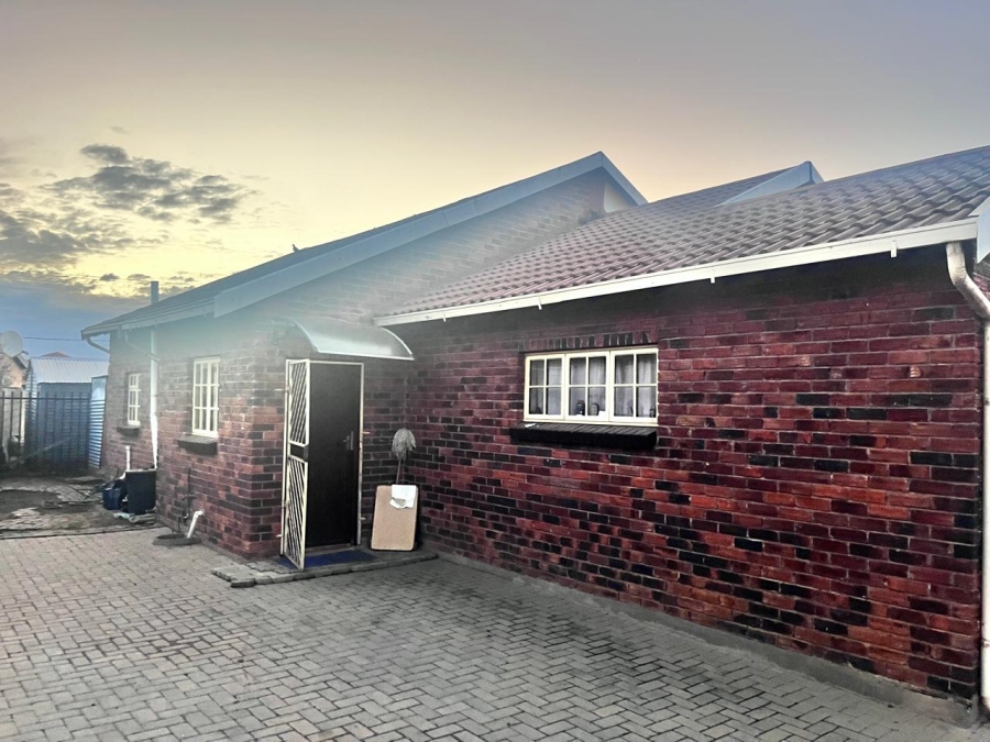 3 Bedroom Property for Sale in Mangaung Free State